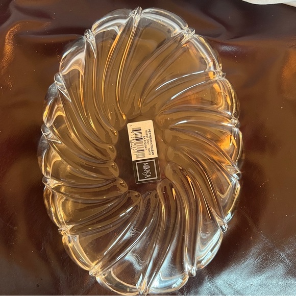 Mikasa Small Peppermint Clear Platter, Sweet Dish Scalloped Edges NWOT - Picture 12 of 14